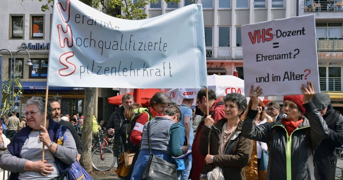 Prekäre Beschäftigung In Integrationskursen Für Geflüchtete Von Berlin Aus Kommt Neue Bewegung